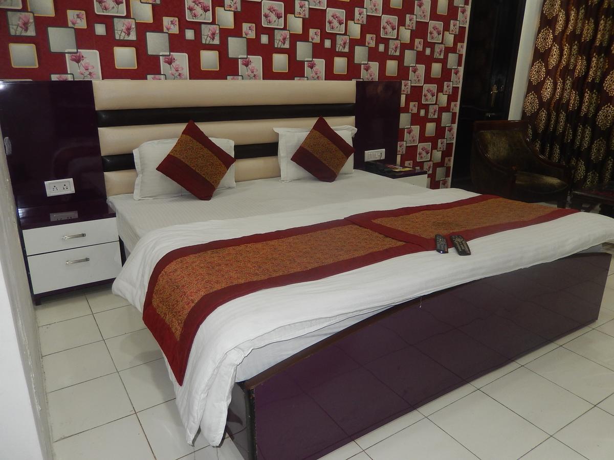 A New Delhi Hotel Orchid Garden Luaran gambar