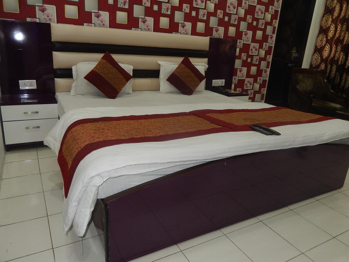 A New Delhi Hotel Orchid Garden Luaran gambar