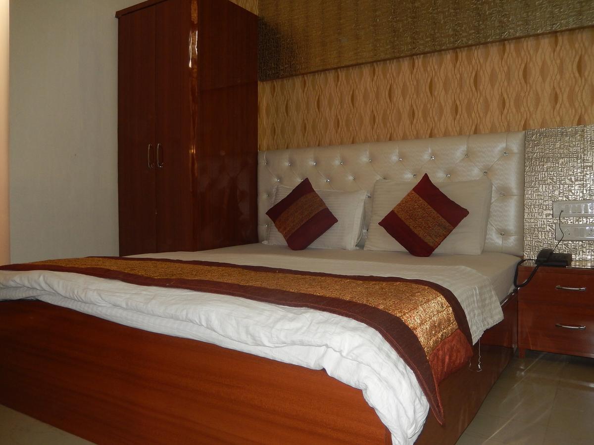 A New Delhi Hotel Orchid Garden Luaran gambar